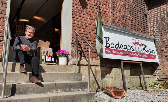 Wein-Tasting ©Bodega Rioja.jpg