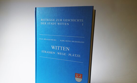 Buch Strassen - Wege - Plätze (360) 20,00 €.jpg