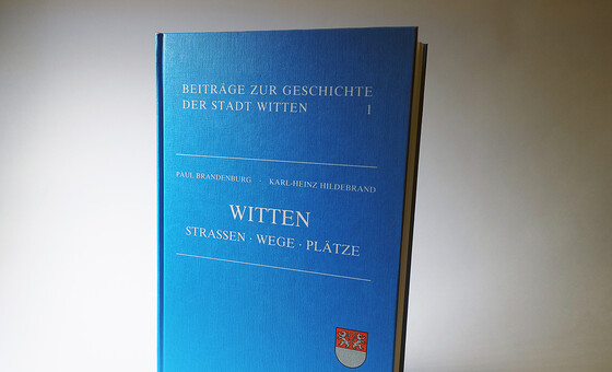 Buch Strassen - Wege - Plätze (360) 20,00 €.jpg